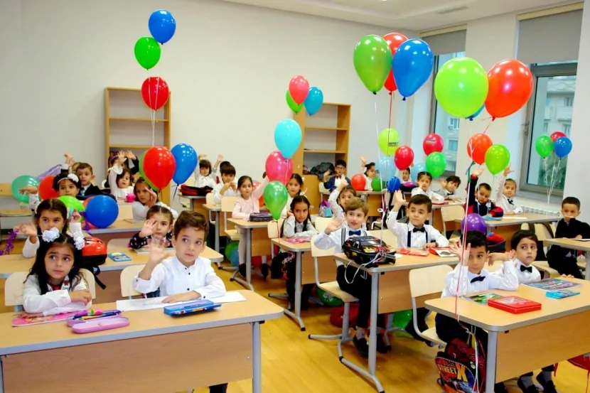 Payız tətili başa çatır: sabah dərs günüdür
