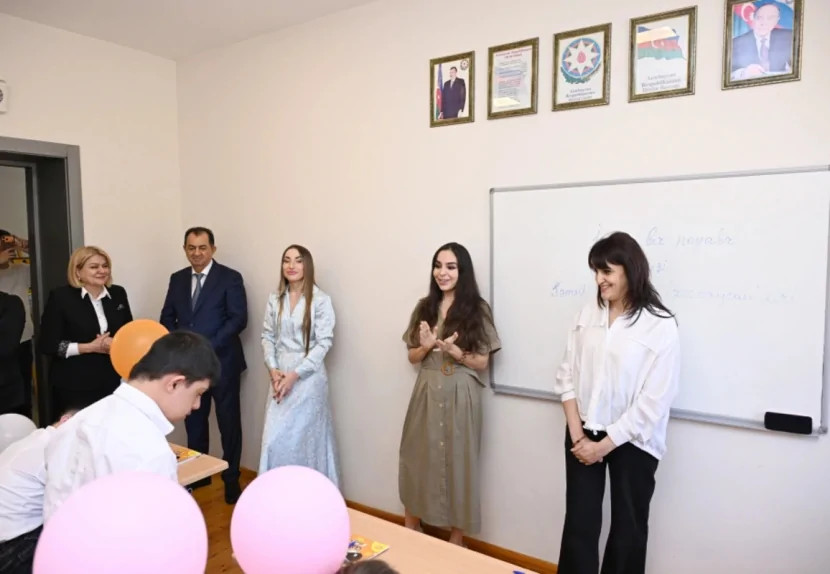 Leyla Əliyeva Lənkəranda internat məktəbində olub - FOTOLAR