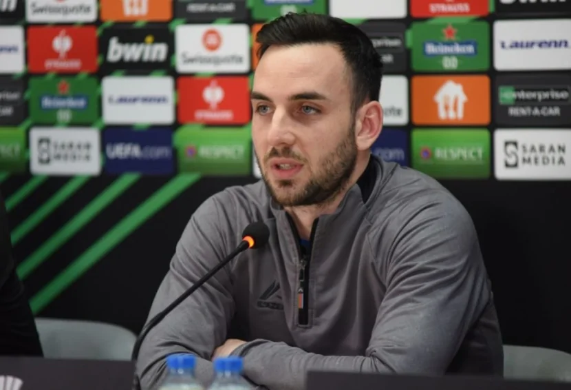 “Qarabağ”ın futbolçusu: “Napoli” ilə oyunda xal qazanacağımıza inanıram 