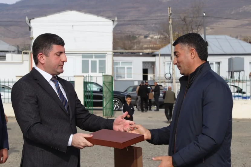 Sakinlər Təzəbinə KƏNDİNDƏ- FOTO