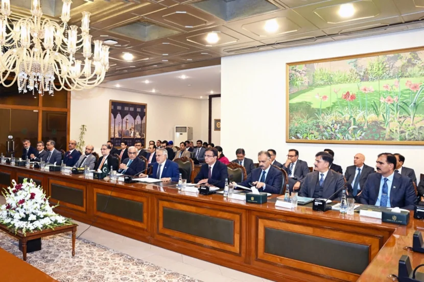 Pakistanla iqtisadi sahələrdə birgə fəaliyyətin genişləndirilməsi imkanları dəyərləndirilib