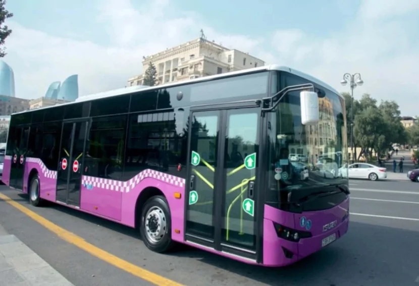Pik saatlarda avtobusların hərəkət sxemini dəyişməsi sərnişinləri narazı saldı: AGENTLİKDƏN XƏBƏRDARLIQ