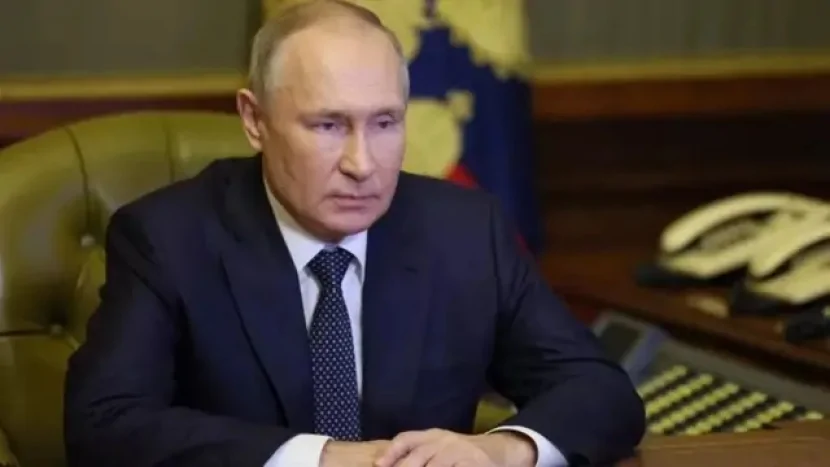 Dünya Rusiyanın yeni ərazilərini tanımalıdır - Putin