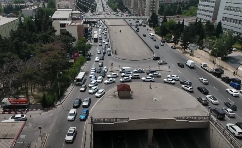 Bakıda daha bir yolda yenilik - Sıxlıq aradan qaldırılacaq?
