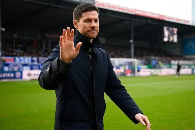 Xabi Alonso \"Liverpul\" ilə danışıqlar APARIR