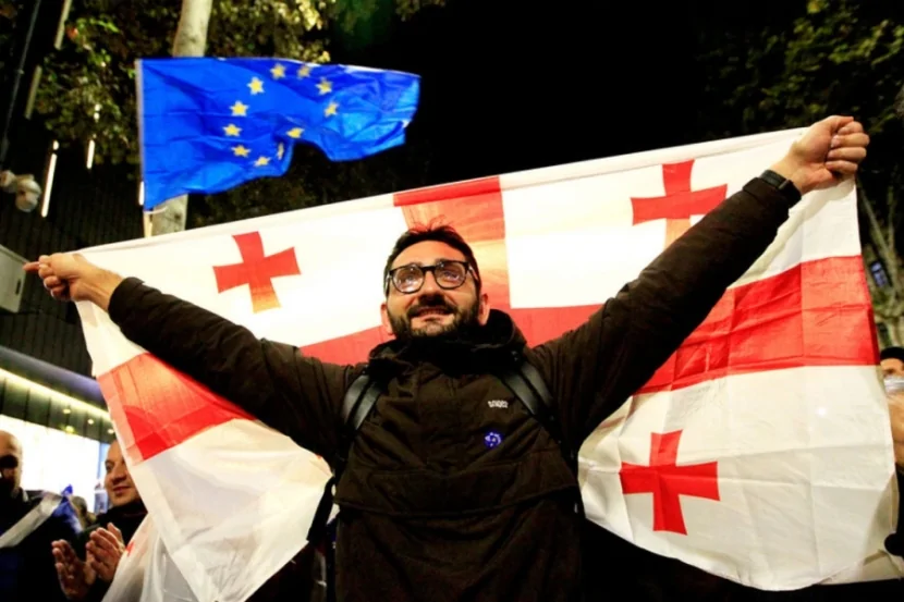 Bu ölkədə Aİ və NATO əleyhdarı partiya YARADILDI