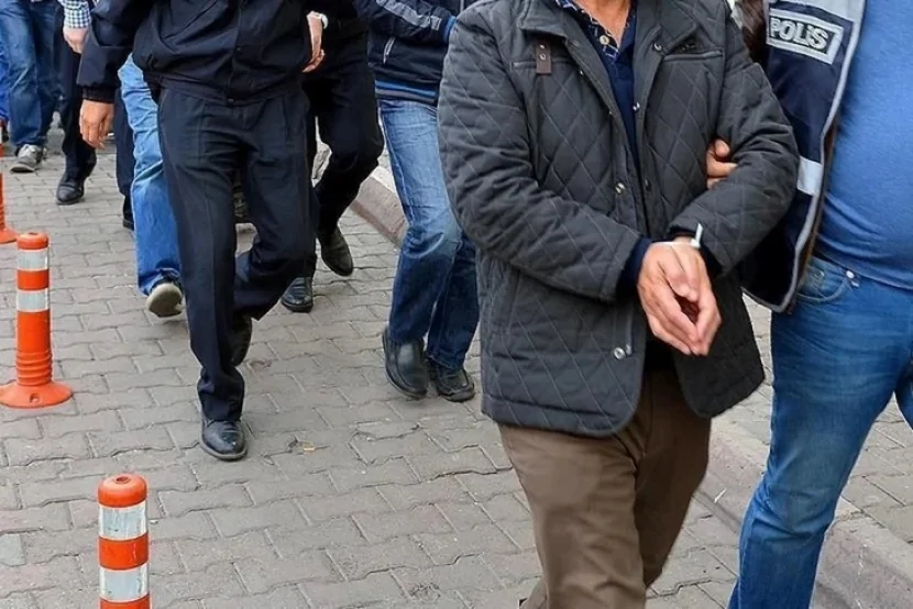 Türkiyədə FETÖ-ya qarşı əməliyyat: 120-dən çox şübhəli həbs edilib