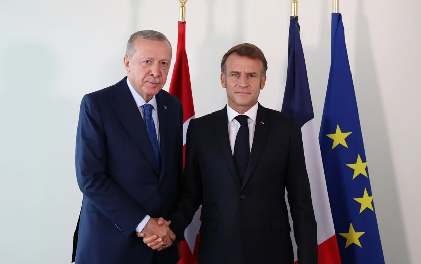 Ərdoğan Makronla telefonla danışdı