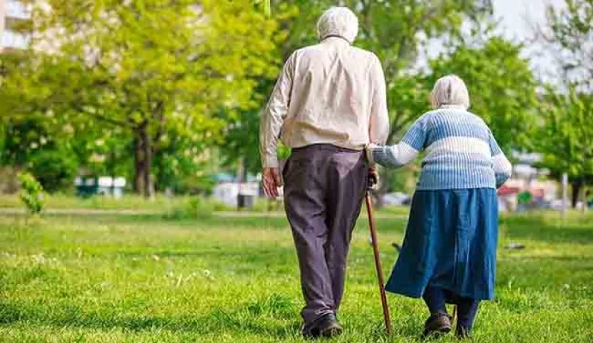 Azərbaycanda yaşlı əhalinin sayı artır