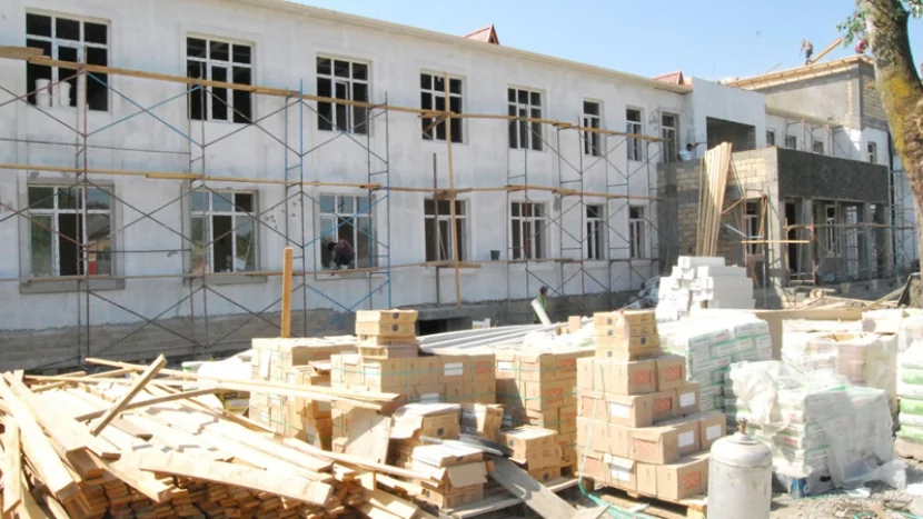 Məktəbləri bu şirkət təmir edəcək - 4,3 milyonluq tender