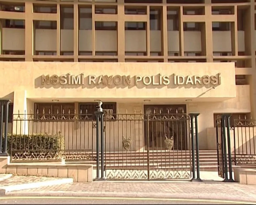 Bakıda avtomobildən 6500 manat oğurlayan şəxsi polis saxladı