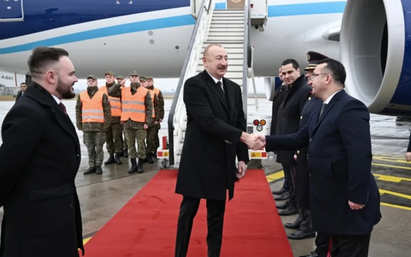 Prezident Slovakiyaya səfər etdi