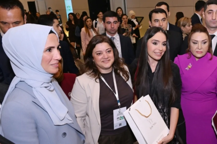Leyla Əliyeva Qadınlar FORMUNDA