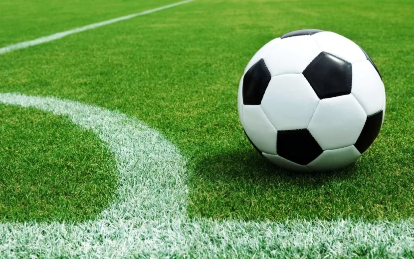 Azərbaycanda iki futbol oyununda yanlış penalti qərarları verilib
