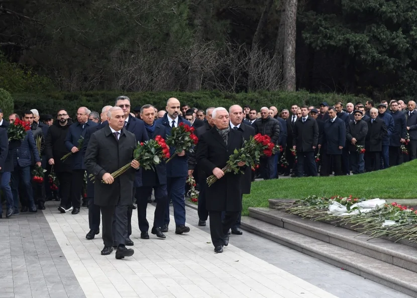 \"Azərişıq\" və \"Azərenerji\"də anım günü ilə bağlı tədbirlər keçirildi