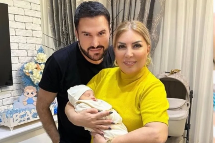 Nadir xanımı və yeni doğulan nəvəsi ilə - FOTO