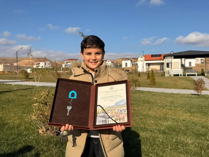 Horovluya növbəti köç - Açarlar təqdim olundu