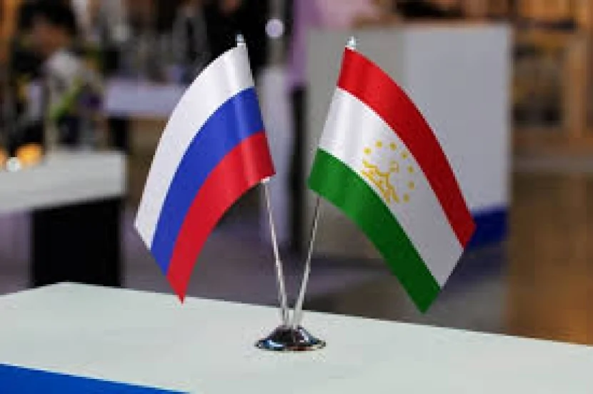 Tacikistan Rusiya səfirindən izahat tələb etdi