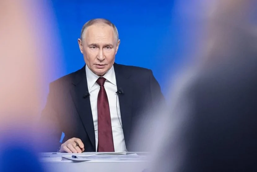 Putin hazırda aşiq olduğunu ETİRAF EDİB