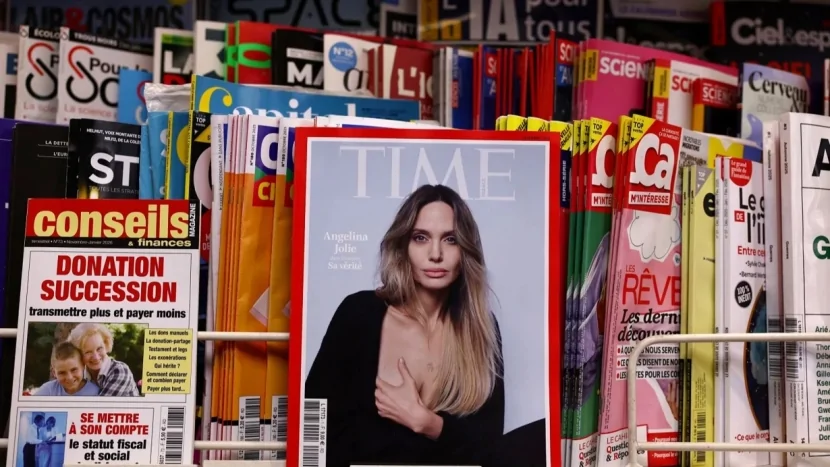 Angelina Jolie əməliyyatdan sonrakı yaralarını GÖSTƏRDİ
