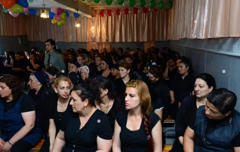 22 qadın məhkum AZADLIĞA BURAXILDI