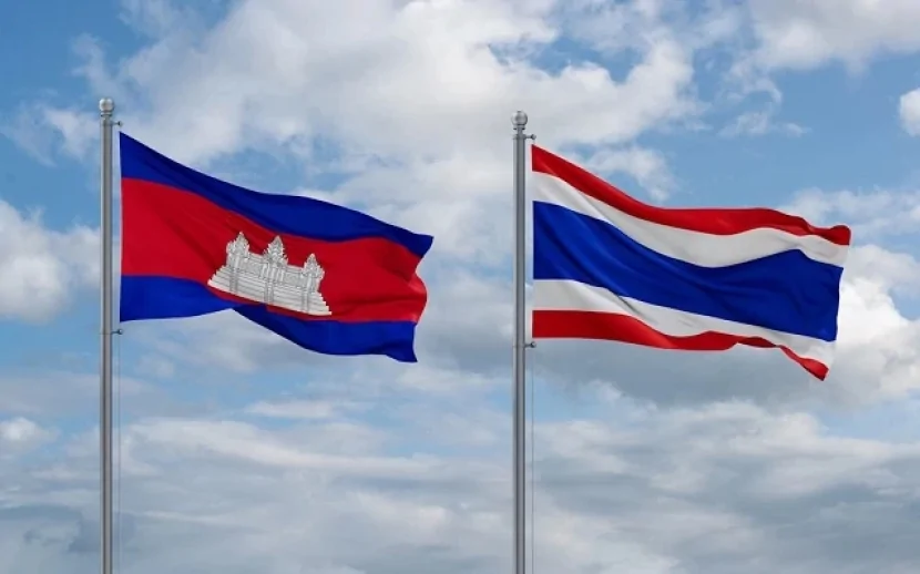 Tayland və Kamboca sərhəddə atəşkəs üçün danışıqlara başlayır