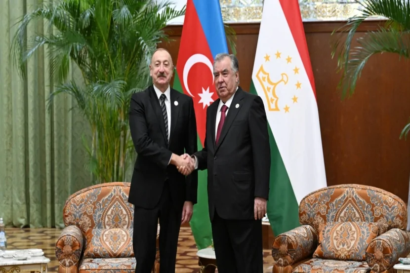 Tacikistan Prezidenti  İlham Əliyevi TƏBRİK ETDİ