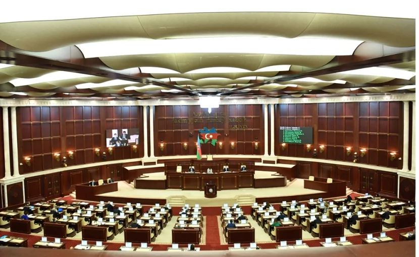 Deputatlar bu gün TOPLAŞIR
