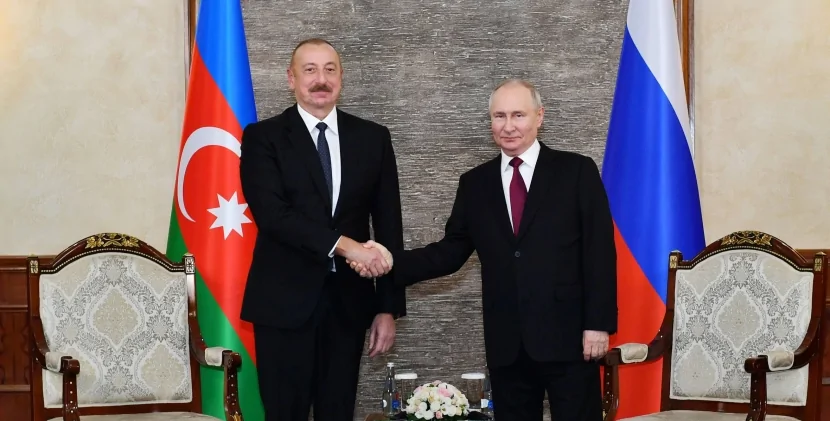 Putin İlham Əliyevi TƏBRİK ETDİ