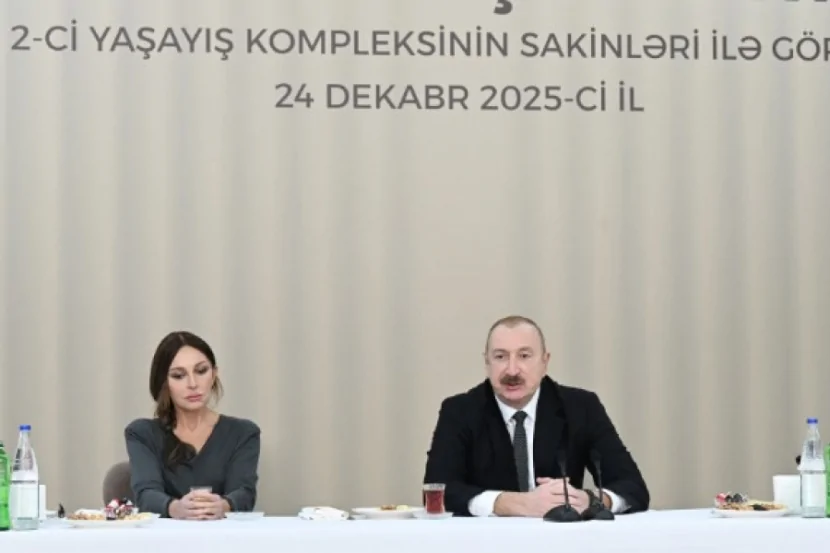 \"Görün biz kimlərlə kəllə-kəllə getmişik\" - İlham Əliyev