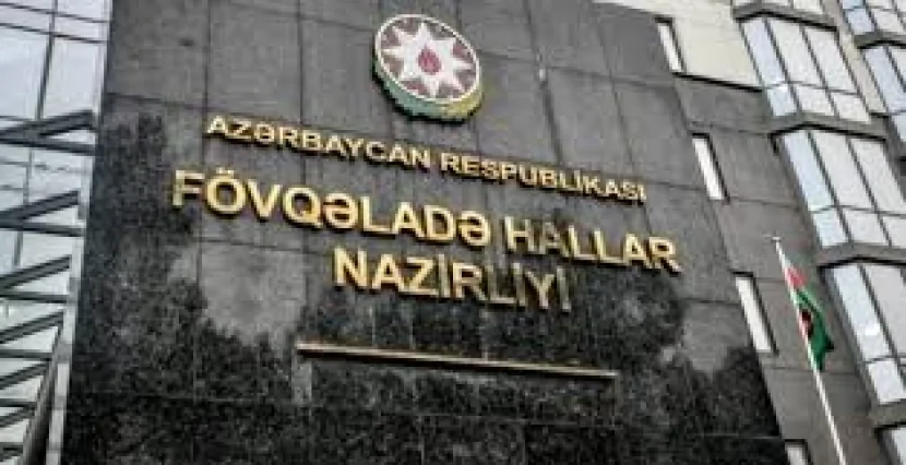 Bakıda 3 otaqlı evdə YANĞIN