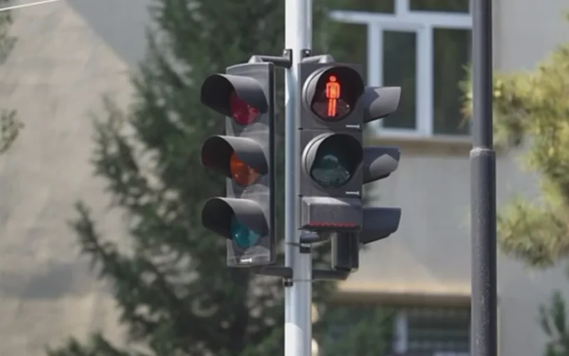 Bakıda yeni işıqforlar QURAŞDIRILDI