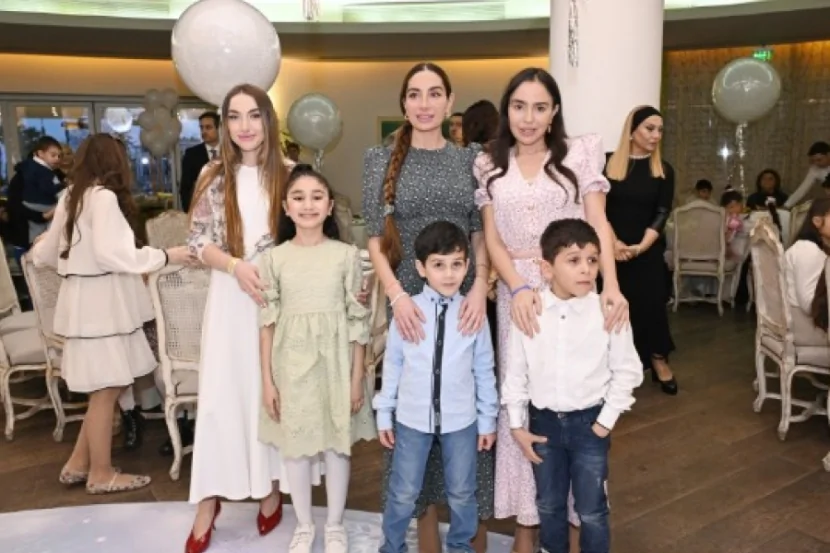 Leyla, Arzu və Alyona Əliyevalar qayğıya ehtiyacı olan uşaqlarla ŞƏNLİKDƏ
