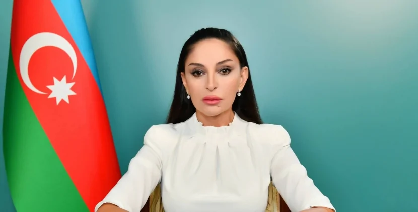 İqor Babuşkin Mehriban Əliyevanı təbrik edib