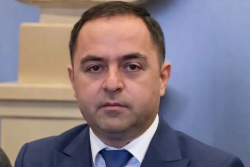 Sənan Şahbəndəyev vəzifəsindən AZAD edildi