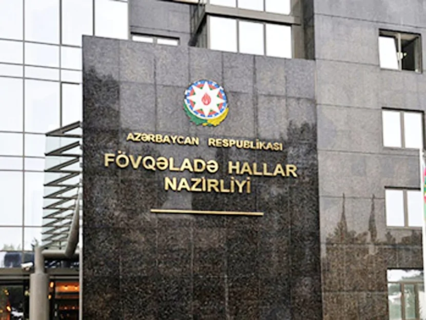 Dəhşətli hadisə: ev külə DÖNDÜ
