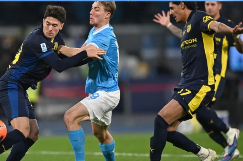 \"Napoli\" evdə xal İTİRDİ