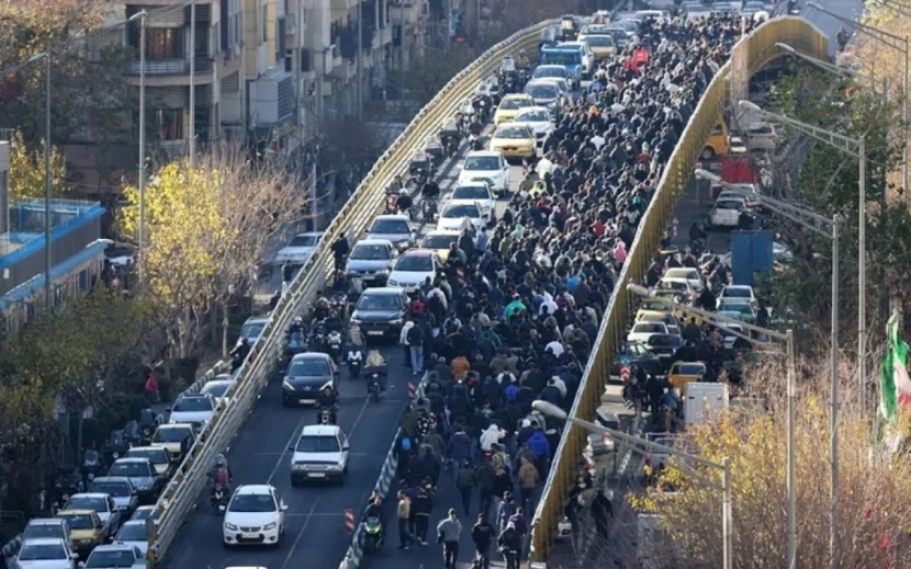 İrandakı etirazlarda iki ERMƏNİ ÖLDÜ