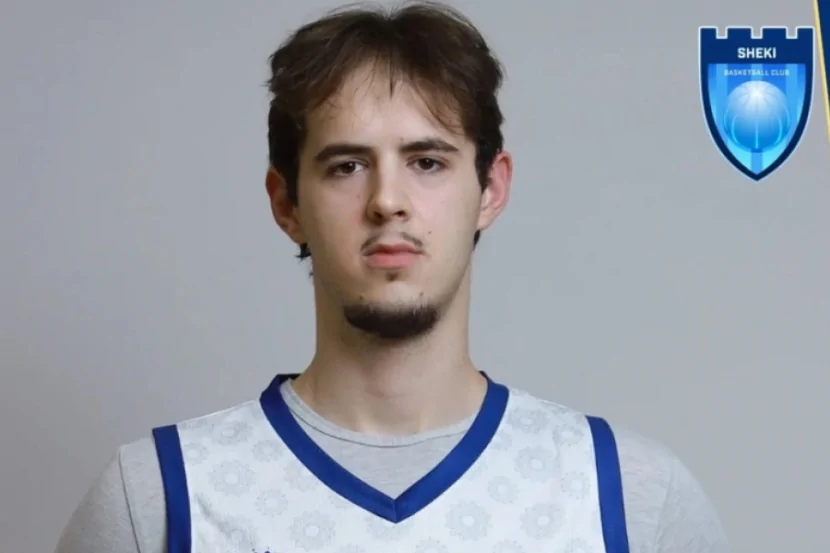 Azərbaycan klubu basketbolçusu ilə vidalaşıb