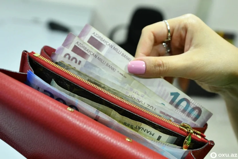 Azərbaycanda orta aylıq əməkhaqqı AÇIQLANDI