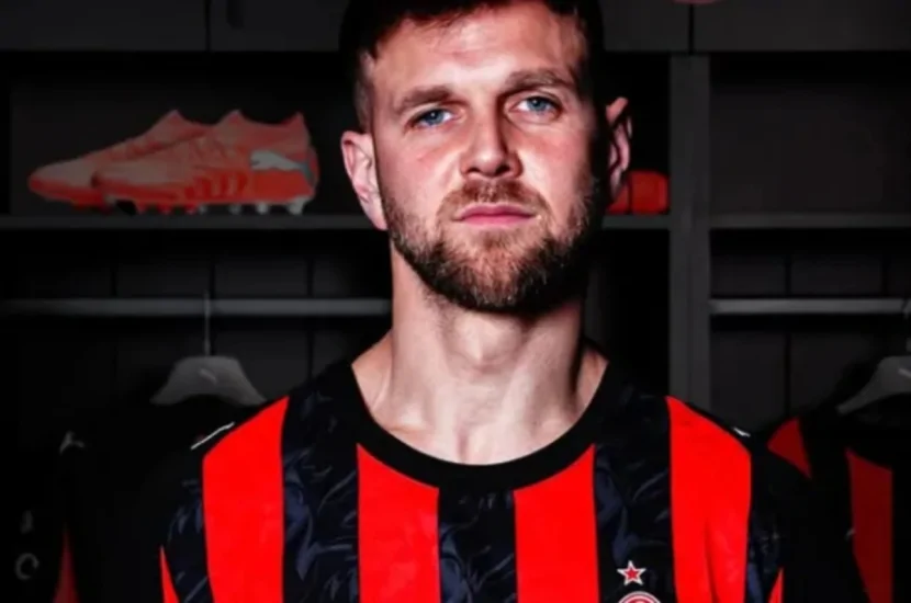 Futbolçunun  yarım milyon avro dəyərində qol saatları oğurlandı