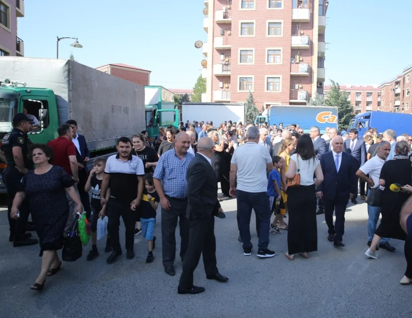 Bu şəxslərin məcburi köçkünlük statusu LƏĞV EDİLİR