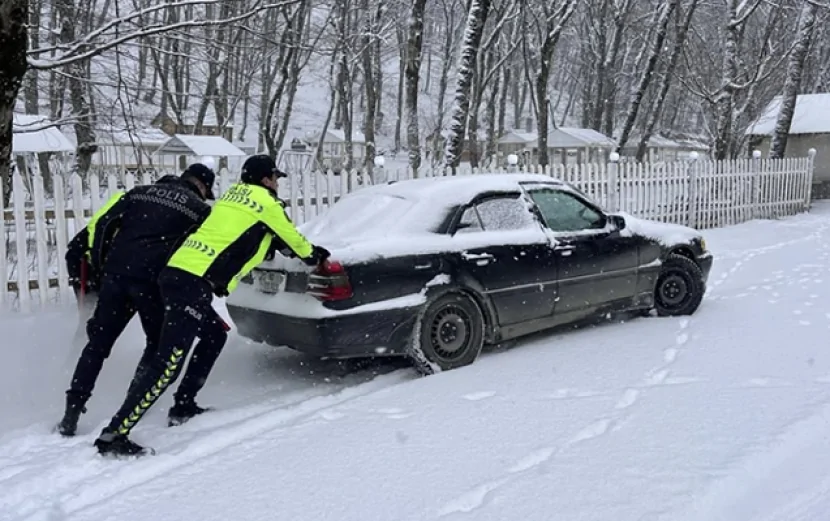 Bakıda yollar buz bağlayacaq - XƏBƏRDARLIQ