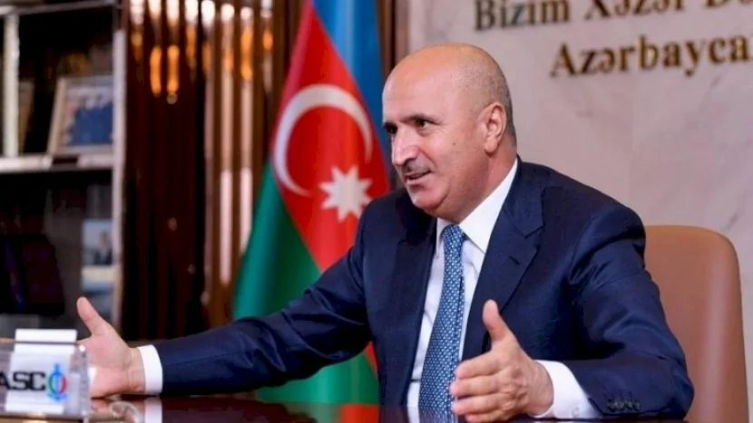 Vəzifəli məmurun qardaşı oğlu erməni Karina ilə evli imiş: 10 il gizlədilən sirr...