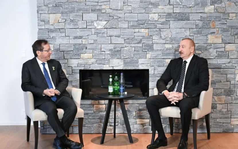 Prezident İsxak Hersoqla görüşdü