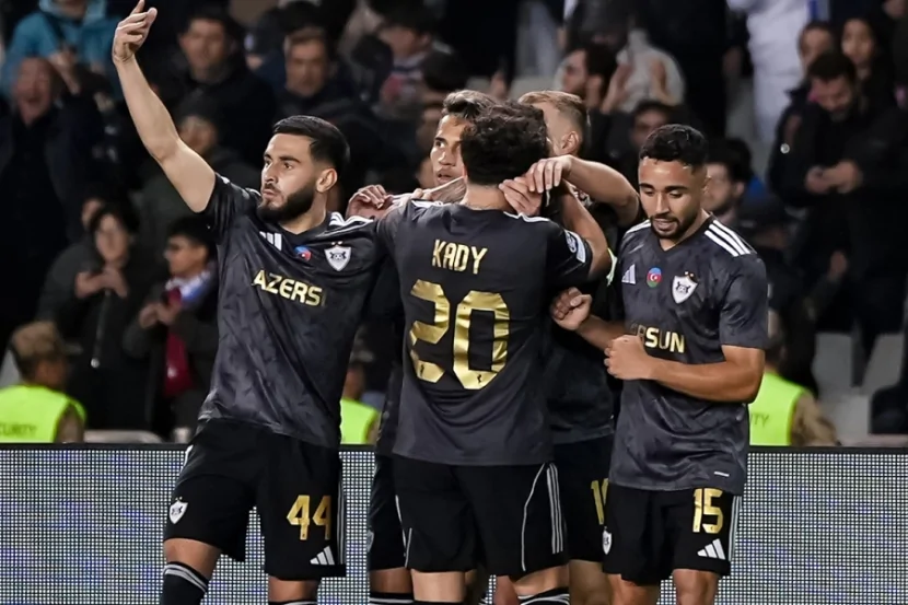 \"Qarabağ\" - \"Ayntraxt\" oyununda ilk hissə YEKUNLAŞDI