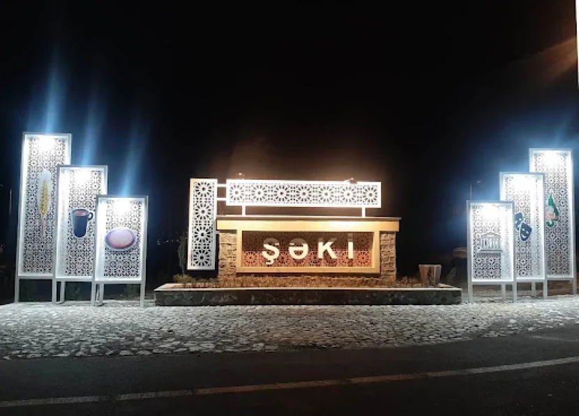 Güclü partlayış- Ev külə DÖNDÜ