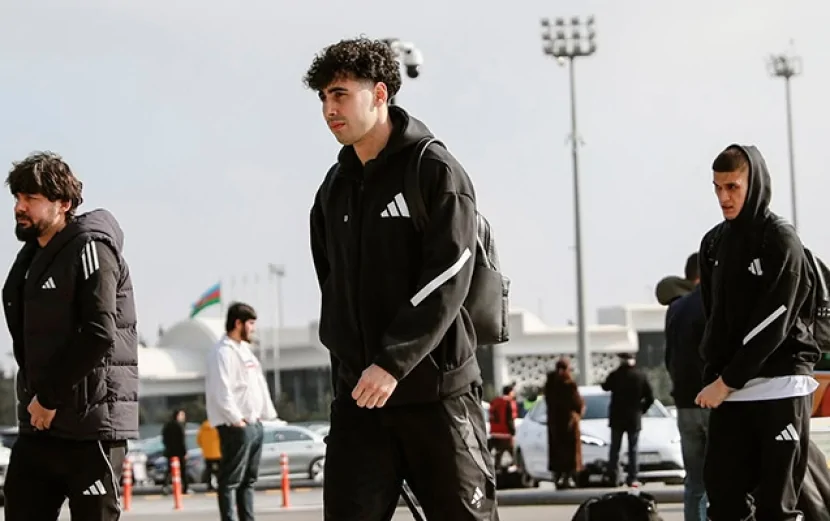“Qarabağ” İngiltərəyə getdi