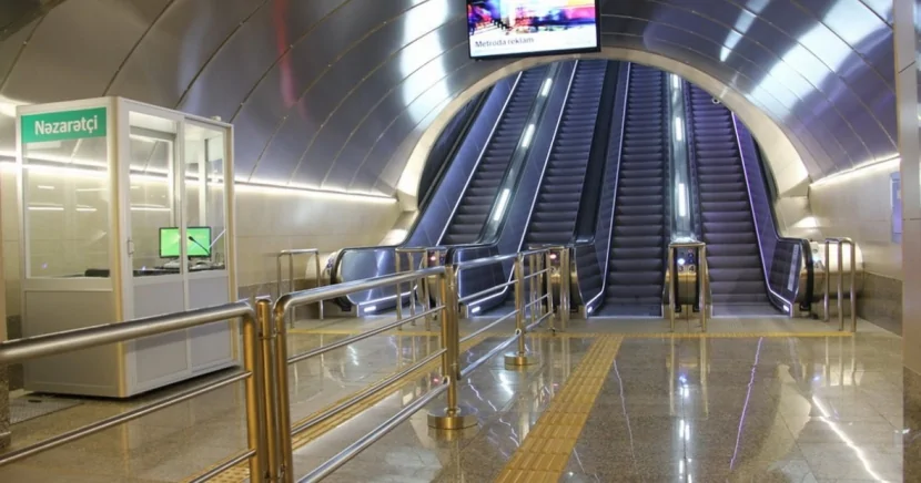 Bakı metrosunda təhlükəli anlar YAŞANIB
