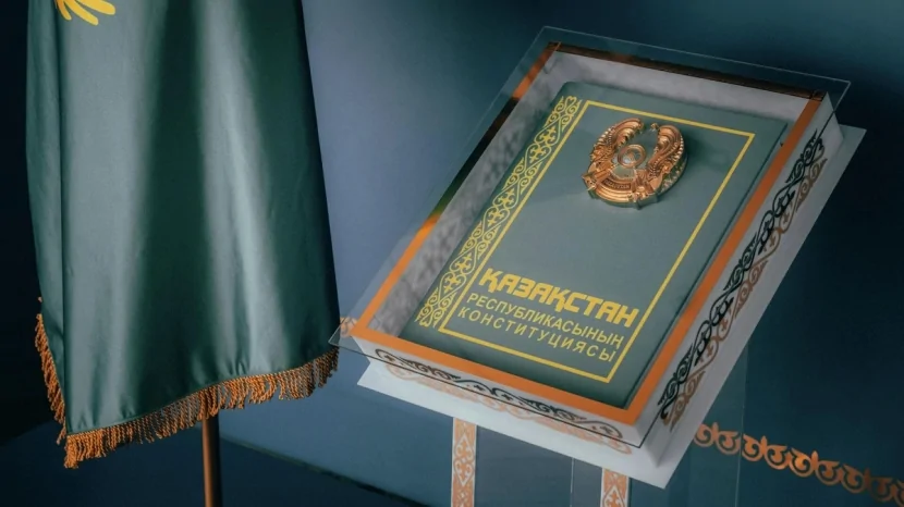 Qazaxıstan yeni Konstitusiyanın ilkin layihəsini təqdim edib